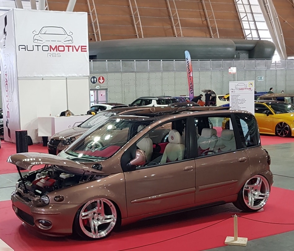 Carrozzeria torino tuning auto trasformazione Fiat Multipla